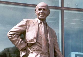 Памятник Мэтту Басби Памятник Мэтту Басби