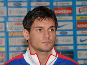 Деян Лоурен Деян Лоурен